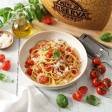 Spaghetti pomodoro fresco basilico p