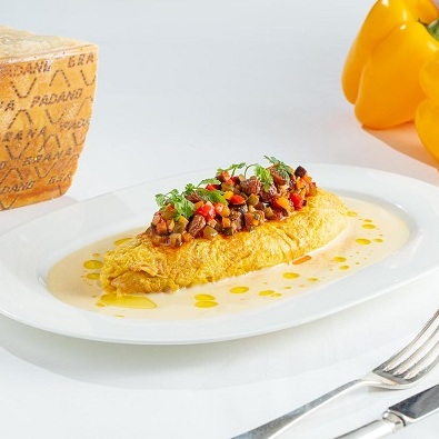 Grana Padano stuffed omelette with ratatouille