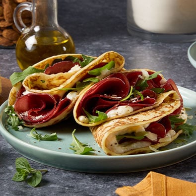 GP_Crepes salate con crema di Grana Padano rucola bresaola P GP_Crepes salate con crema di Grana Padano rucola bresaola P