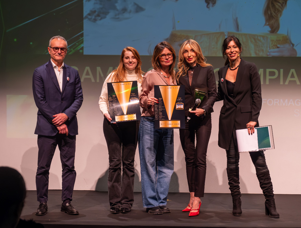 Premiazione Parmeggiani a dx