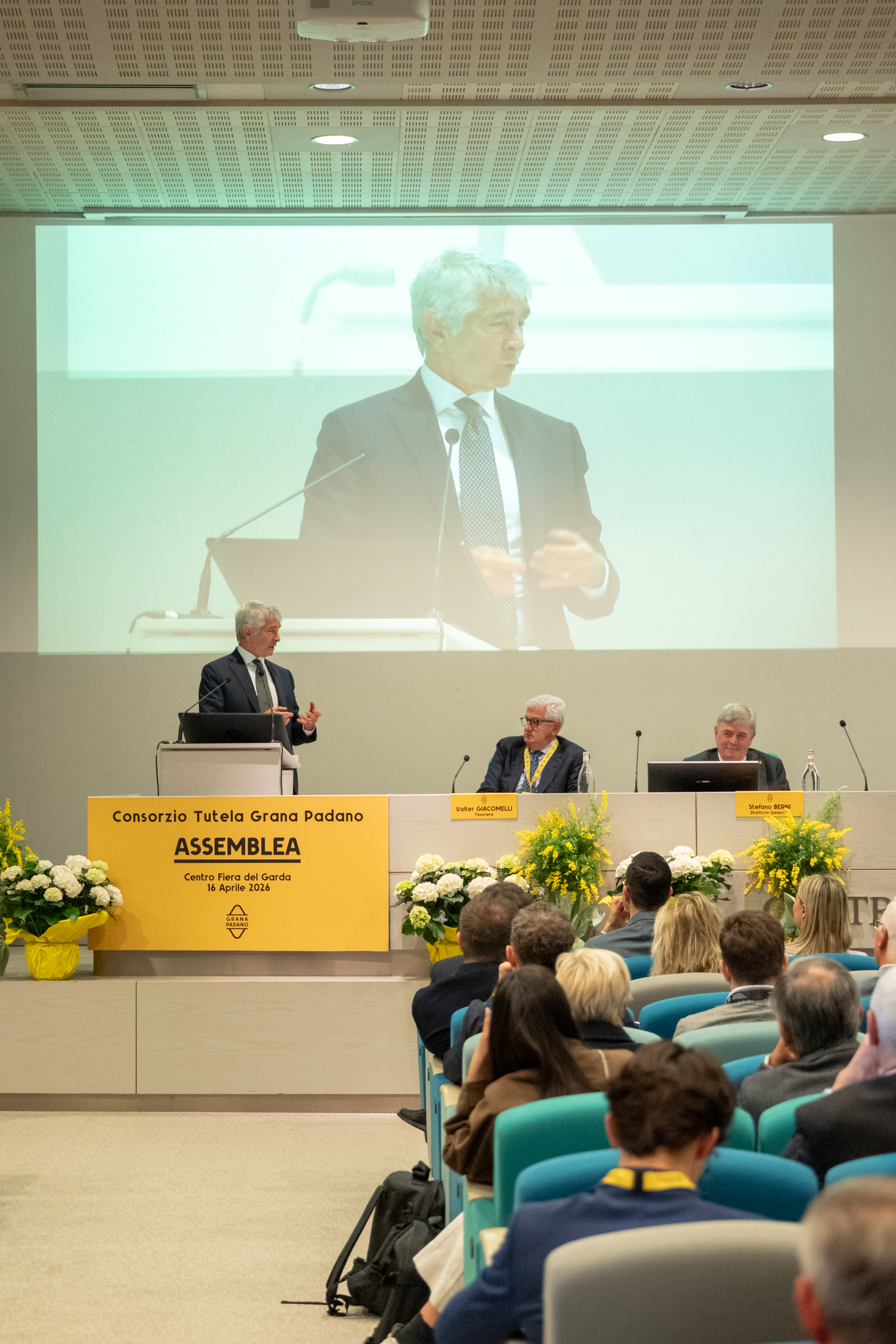 2026-04-16-assemblea-4